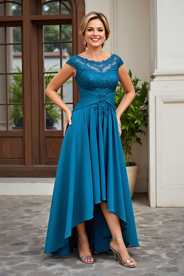 Bleu paon trapèze col bateau froncé robe mère de la mariée avec appliques de dentelle